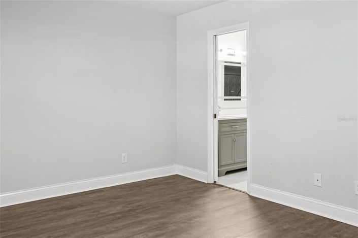 Image No.47-3 Bed House for sale