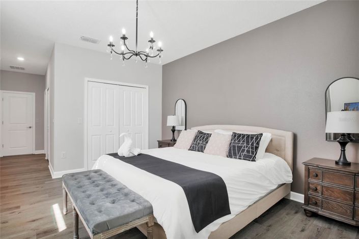 Image No.21-5 Bed House for sale