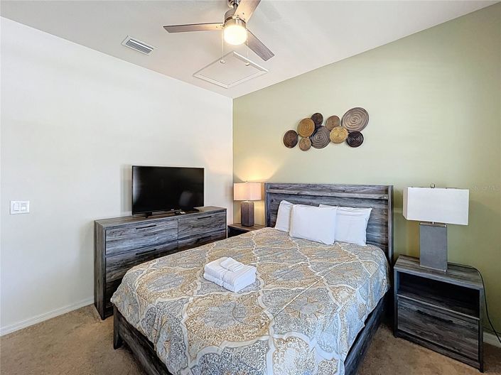 Image No.12-8 Bed House for sale