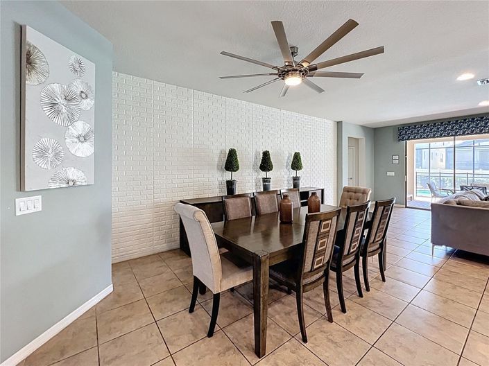 Image No.16-8 Bed House for sale