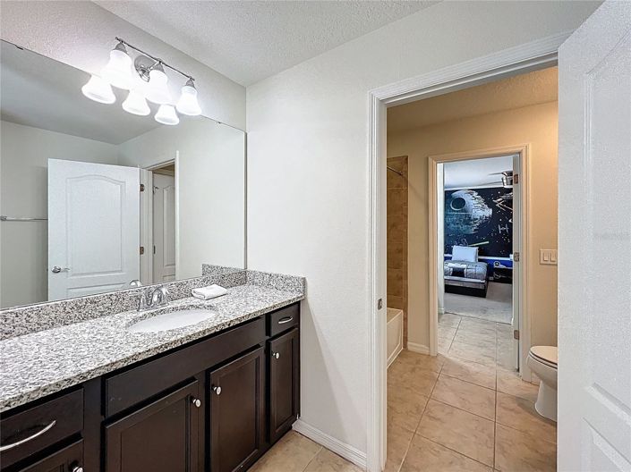 Image No.28-8 Bed House for sale