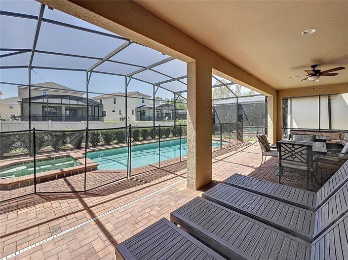 Image No.41-8 Bed House for sale