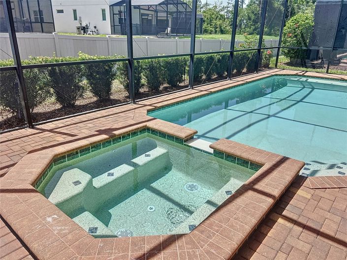 Image No.43-8 Bed House for sale