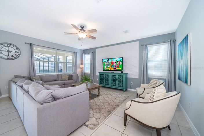 Image No.7-5 Bed House for sale