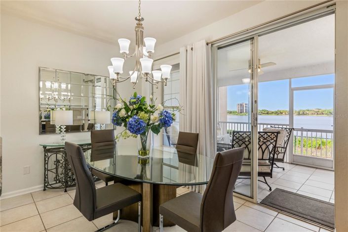 Image No.10-3 Bed Townhouse for sale