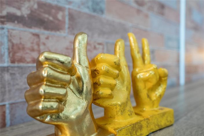 Image No.46-6 Bed House for sale