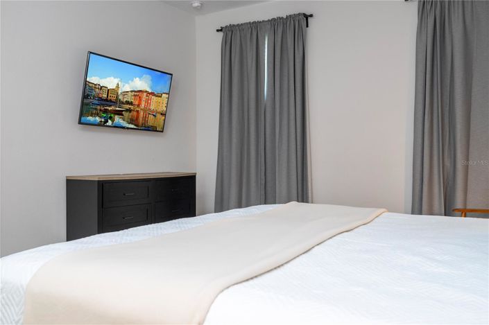 Image No.85-6 Bed House for sale