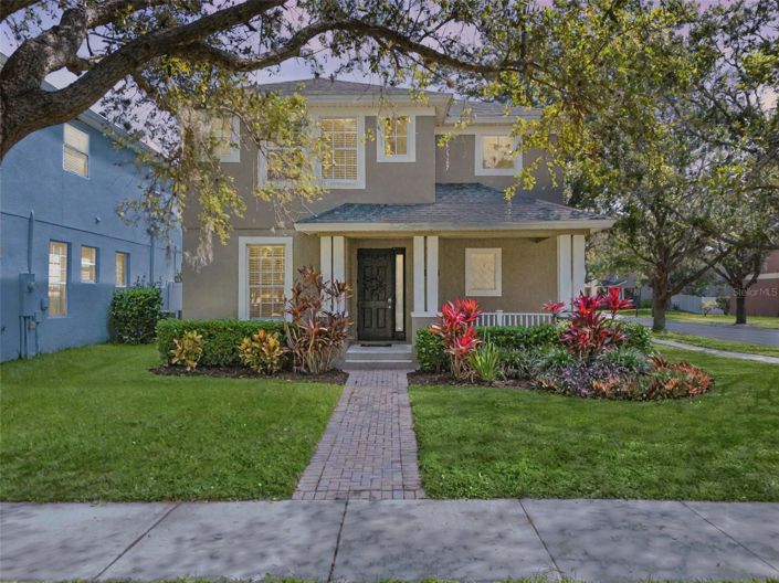 Image No.1-4 Bed House for sale