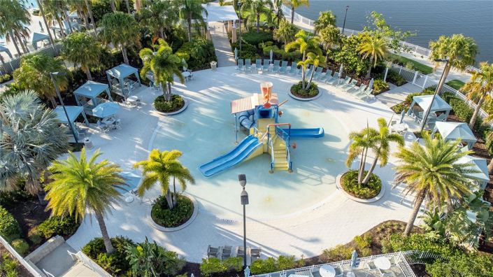 Image No.94-6 Bed House for sale