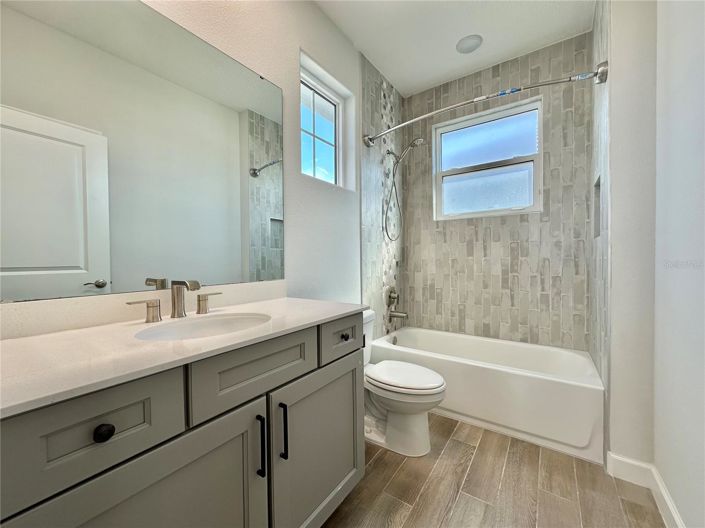 Image No.46-4 Bed House for sale