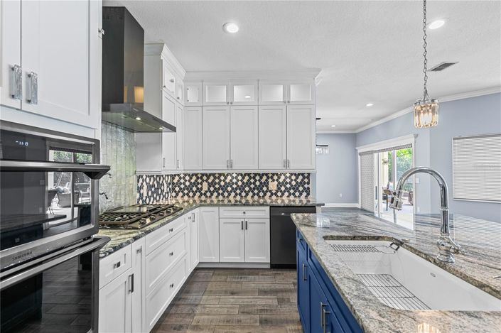 Image No.24-4 Bed House for sale