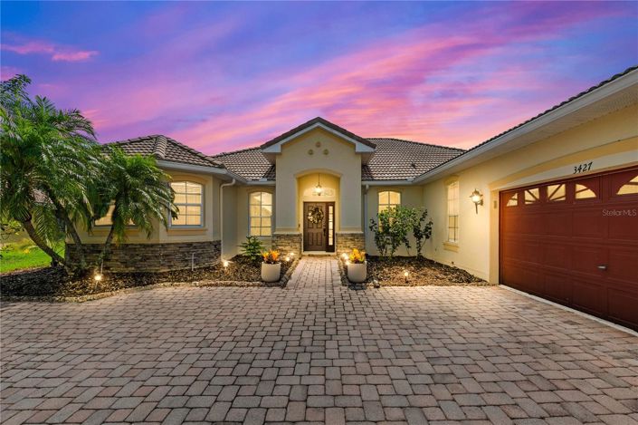 Image No.3-4 Bed House for sale