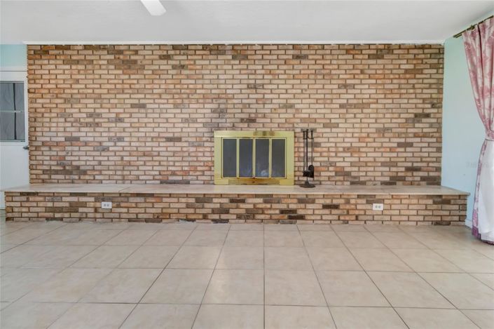 Image No.16-3 Bed House for sale