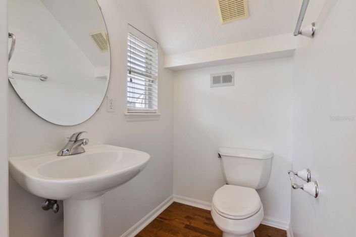 Image No.15-3 Bed House for sale