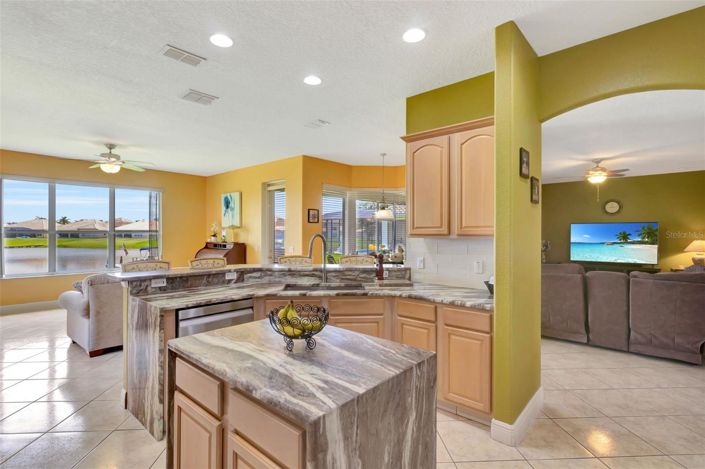 Image No.21-4 Bed House for sale