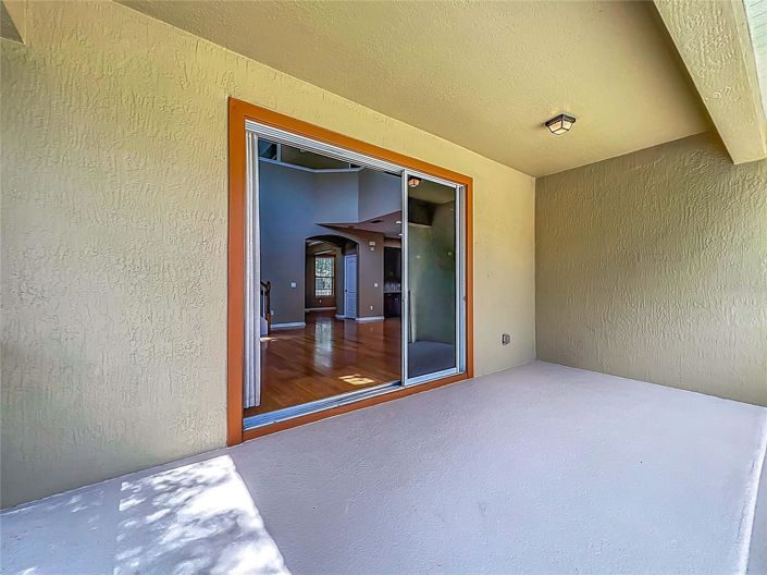 Image No.66-4 Bed House for sale