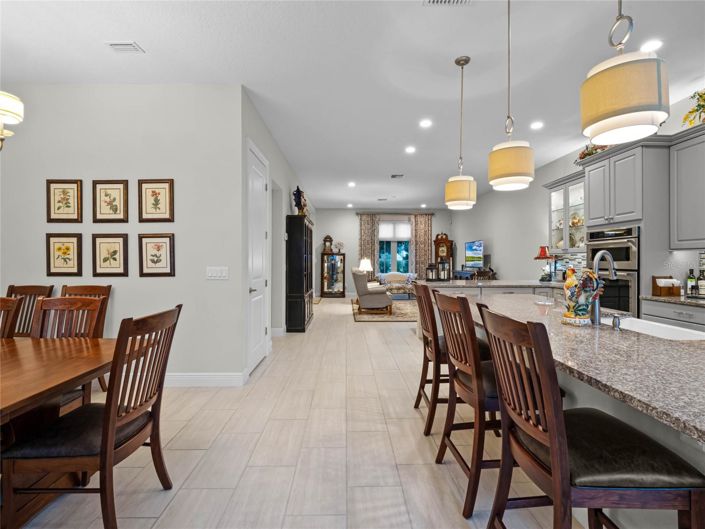 Image No.19-4 Bed Townhouse for sale