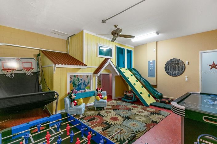 Image No.26-6 Bed House for sale