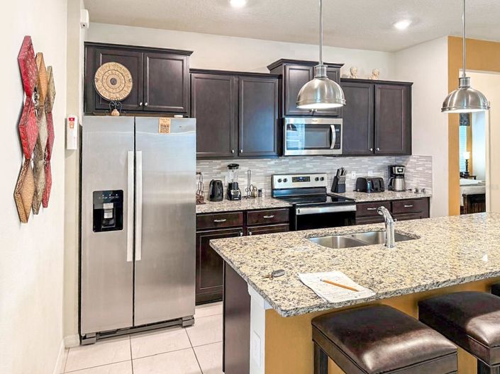 Image No.11-7 Bed House for sale