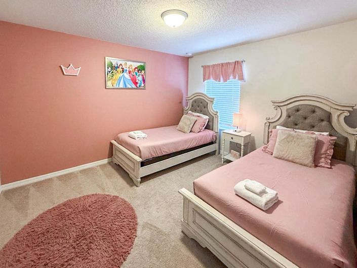 Image No.4-7 Bed House for sale