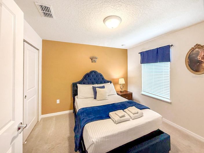 Image No.6-7 Bed House for sale