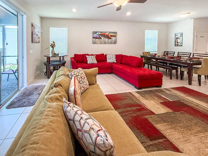 Image No.8-7 Bed House for sale