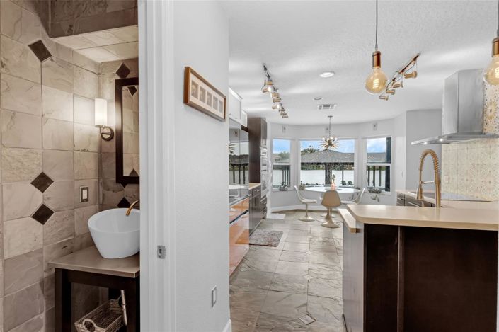 Image No.15-3 Bed House for sale