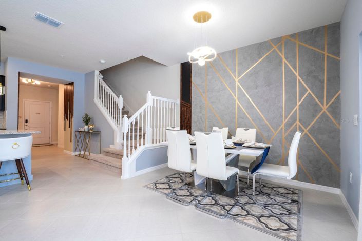 Image No.20-5 Bed Townhouse for sale