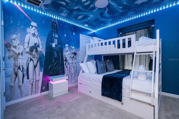 Image No.24-5 Bed Townhouse for sale