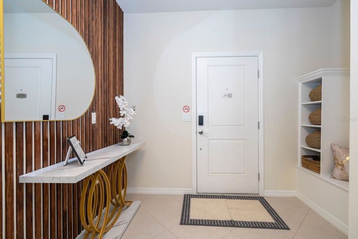 Image No.5-5 Bed Townhouse for sale