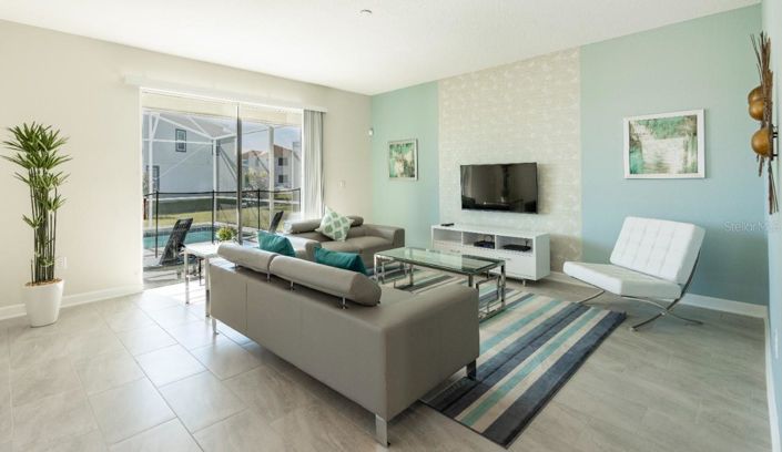 Image No.46-6 Bed House for sale