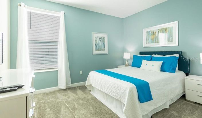 Image No.7-6 Bed House for sale