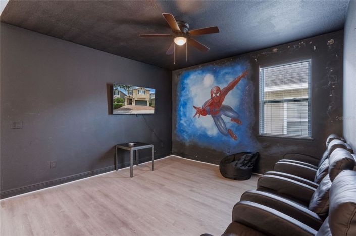 Image No.26-8 Bed House for sale