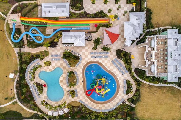 Image No.64-8 Bed House for sale