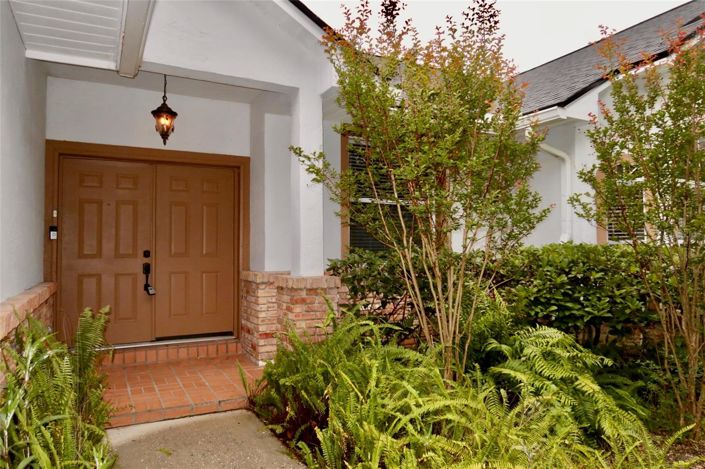 Image No.1-4 Bed House for sale