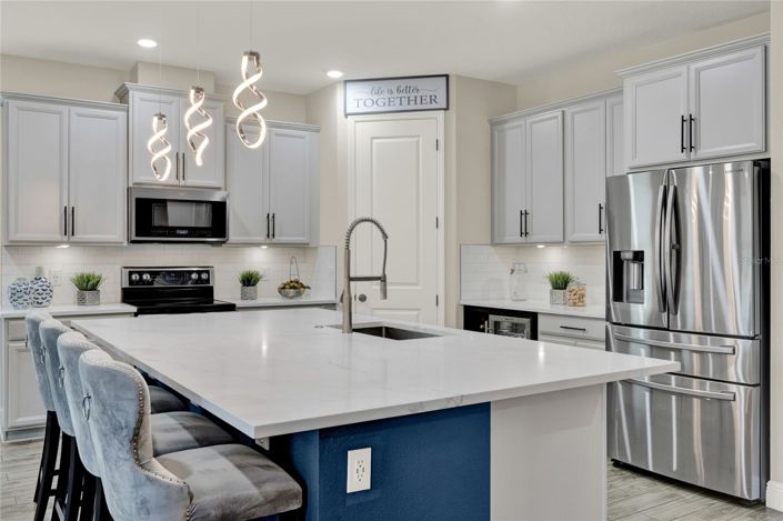 Image No.10-3 Bed House for sale