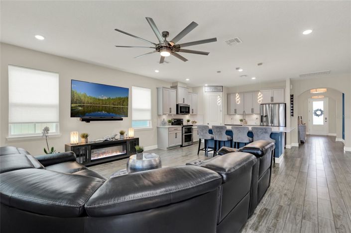 Image No.17-3 Bed House for sale