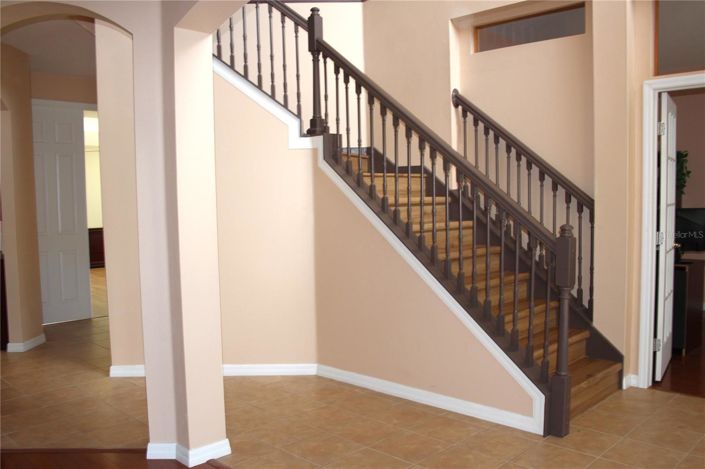 Image No.28-5 Bed House for sale