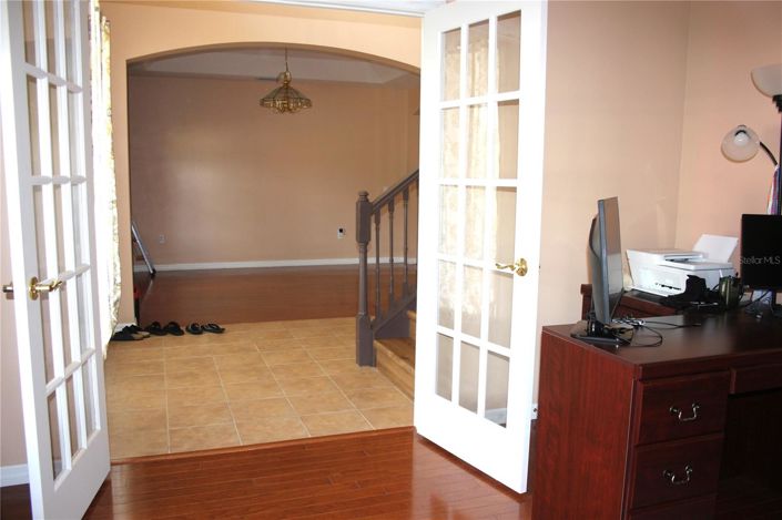 Image No.30-5 Bed House for sale