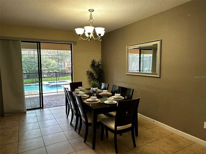 Image No.17-7 Bed House for sale