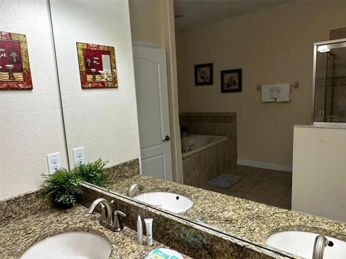 Image No.18-7 Bed House for sale