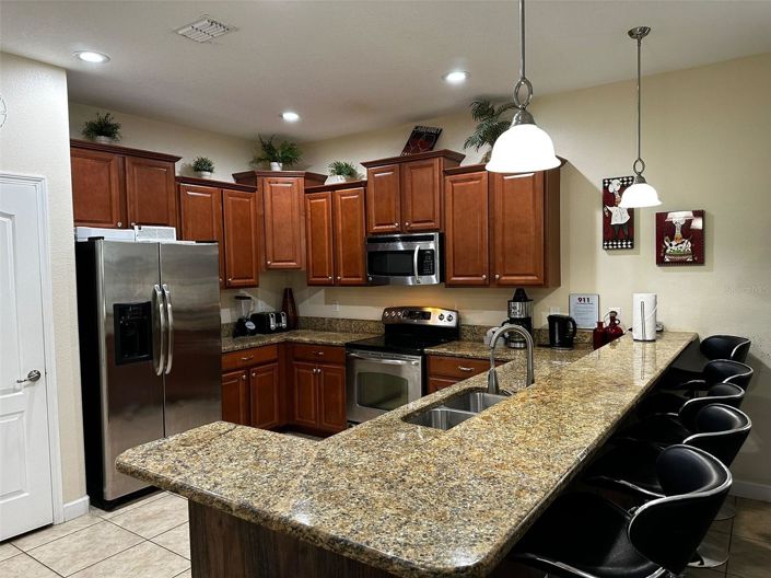 Image No.21-7 Bed House for sale