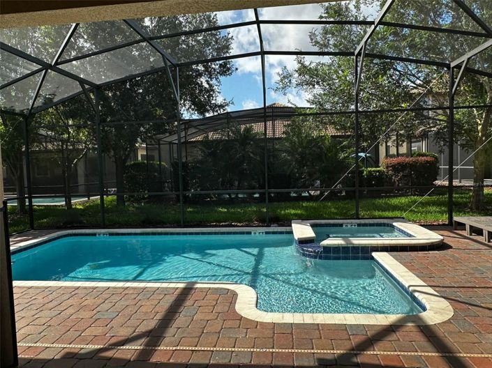 Image No.36-7 Bed House for sale