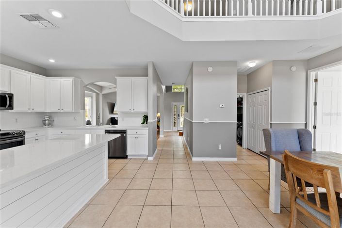 Image No.10-6 Bed House for sale