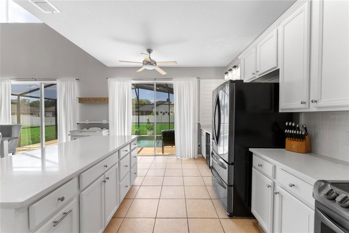 Image No.15-6 Bed House for sale