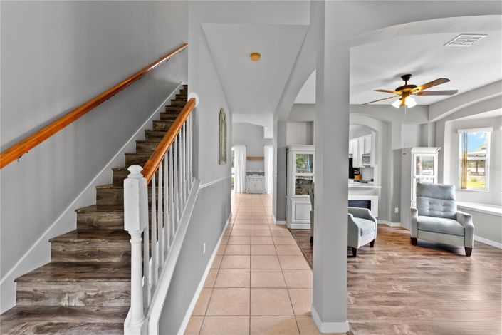 Image No.4-6 Bed House for sale