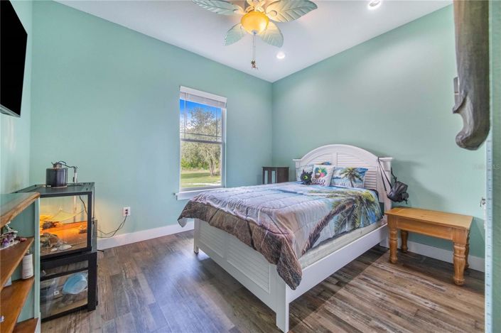 Image No.24-3 Bed House for sale