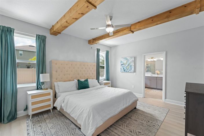 Image No.24-4 Bed House for sale