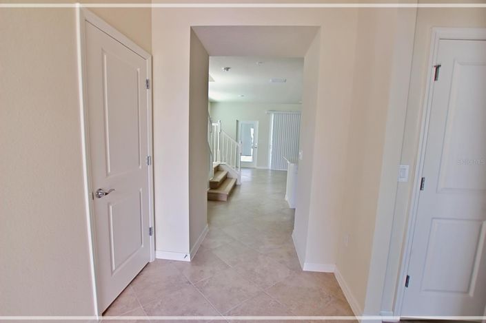 Image No.10-5 Bed Townhouse for sale