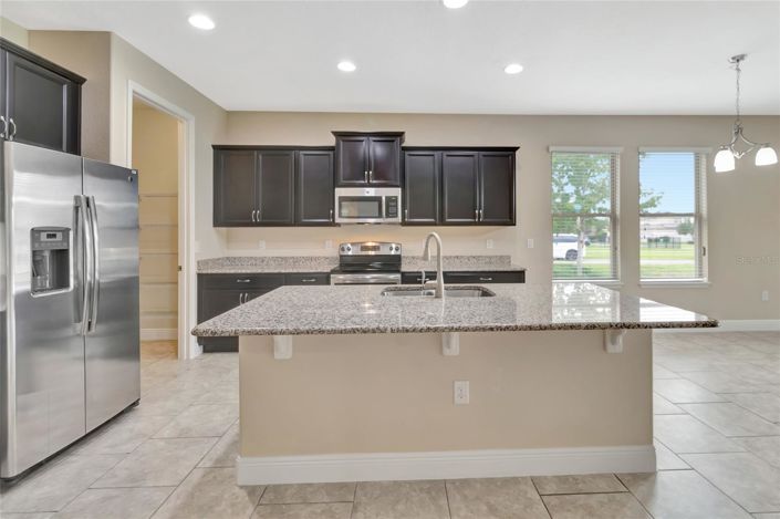 Image No.13-4 Bed House for sale